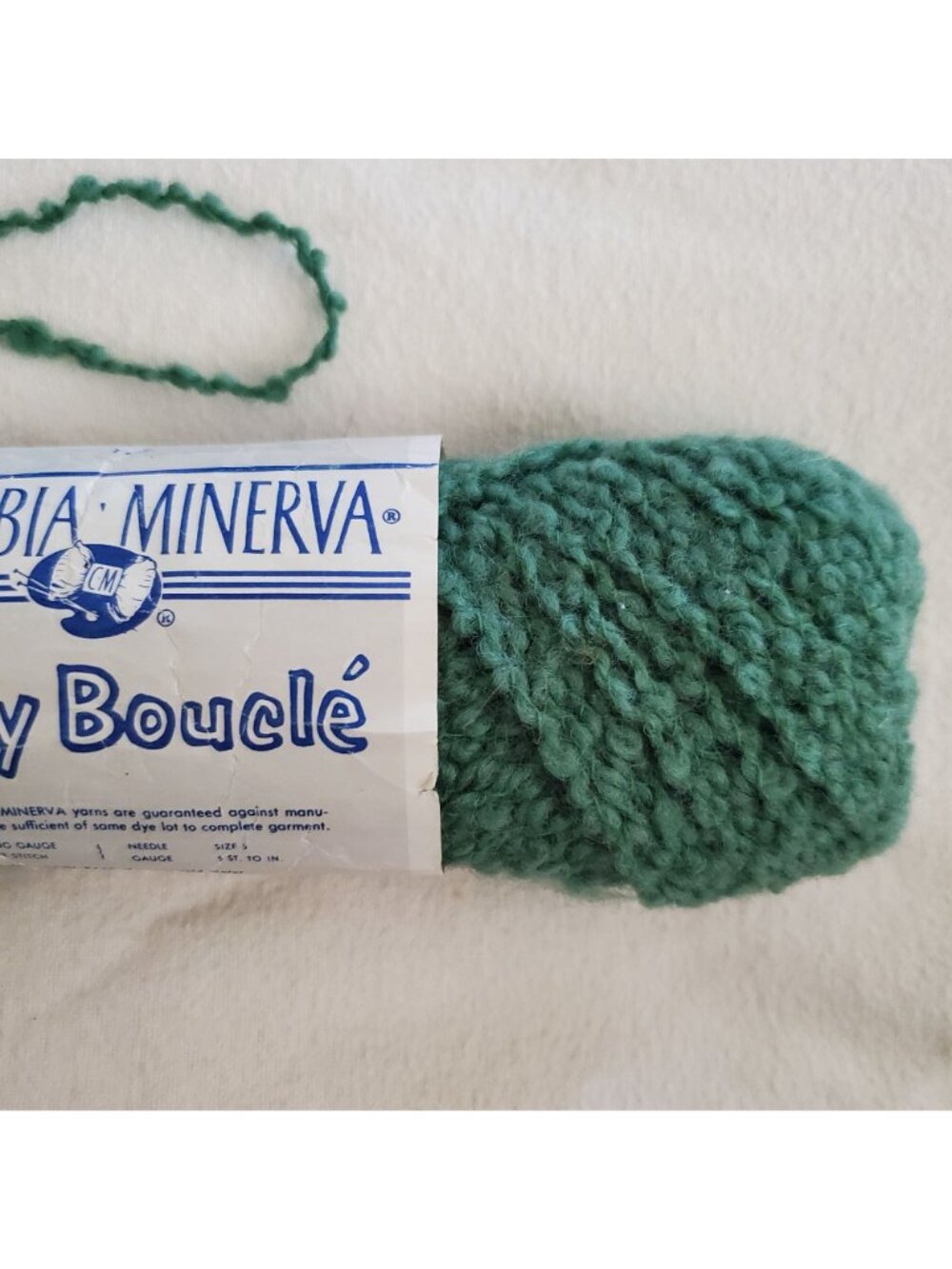 Columbia Minerva Bulky Boucle Yarn 1556 Live Mint Virgin Wool Nylon - Picture 5 of 10